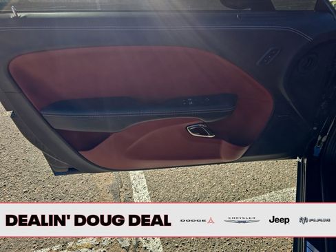 Used 2023 Dodge Challenger SRT Hellcat image 11
