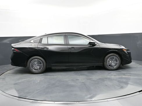 New 2026 Nissan Sentra S w/ Floor Mat Package FWD image 4
