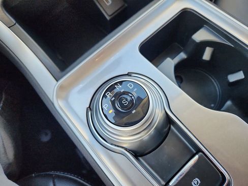 Certified 2024 Ford Edge SEL image 19