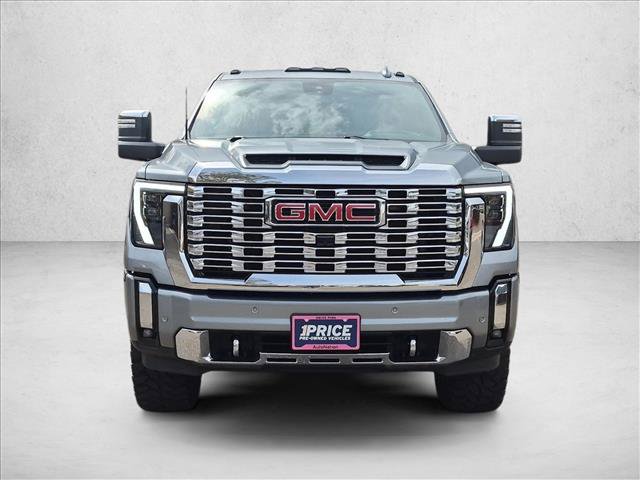 Used 2024 GMC Sierra 2500 Denali w/ Technology Package AWD/4WD image 2