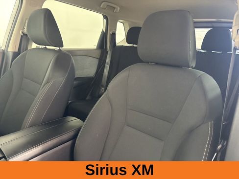 Used 2023 Nissan Rogue S image 9