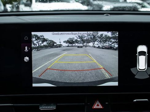 Used 2024 Kia Sportage EX image 14