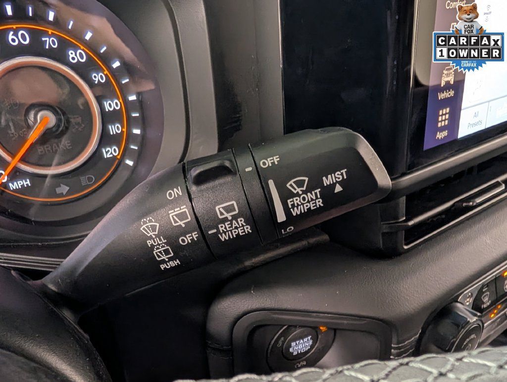 Used 2026 Jeep Wrangler Unlimited Sahara AWD/4WD image 23