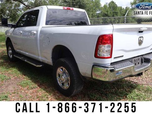 Used 2022 RAM 2500 Big Horn AWD/4WD image 3