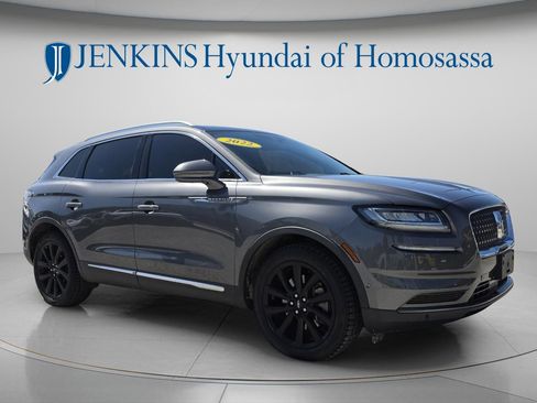 Used 2022 Lincoln Nautilus Reserve w/ Equipment Group 201A image 2