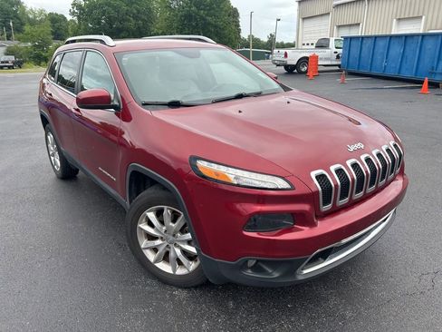 Used 2017 Jeep Cherokee Limited AWD/4WD image 1