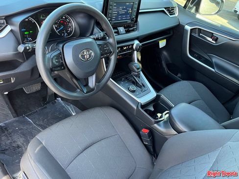 Certified 2021 Toyota RAV4 XLE w/ Carpet Mat Package (TMS) AWD/4WD image 20
