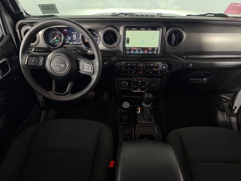 Used 2023 Jeep Wrangler Unlimited w/ 8.4" Radio Group image 13