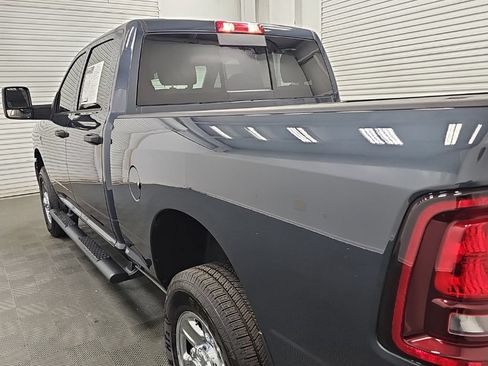 Used 2026 RAM 2500 Tradesman AWD/4WD image 7