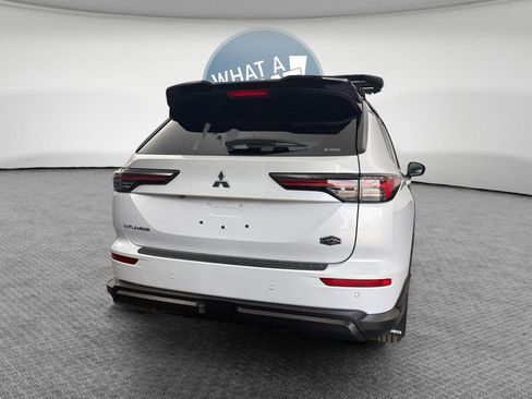 New 2026 Mitsubishi Outlander Trail Edition AWD/4WD image 5