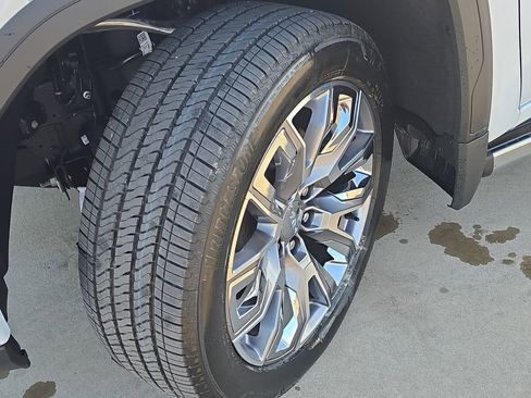 New 2026 GMC Sierra 1500 Denali w/ Denali Reserve Package image 33