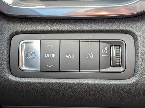 New 2026 GMC Acadia AT4 AWD/4WD image 46