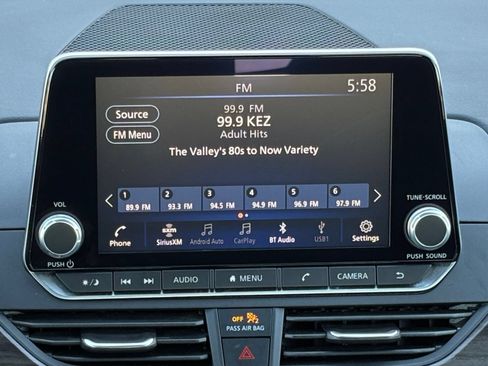 Used 2025 Nissan Altima 2.5 SV FWD image 20
