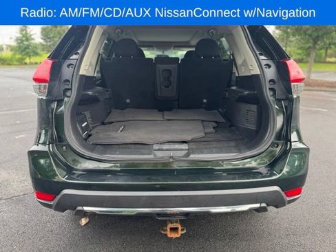 Used 2018 Nissan Rogue SV w/ Sun & Sound Touring Package AWD/4WD image 6