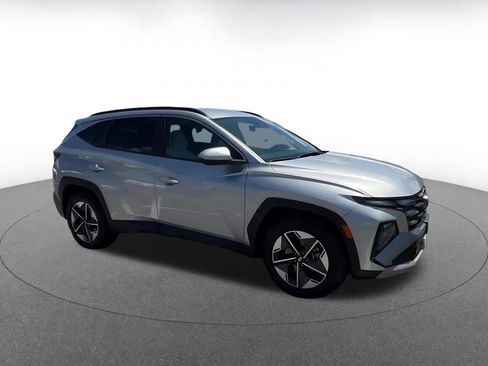 Used 2025 Hyundai Tucson SEL image 2