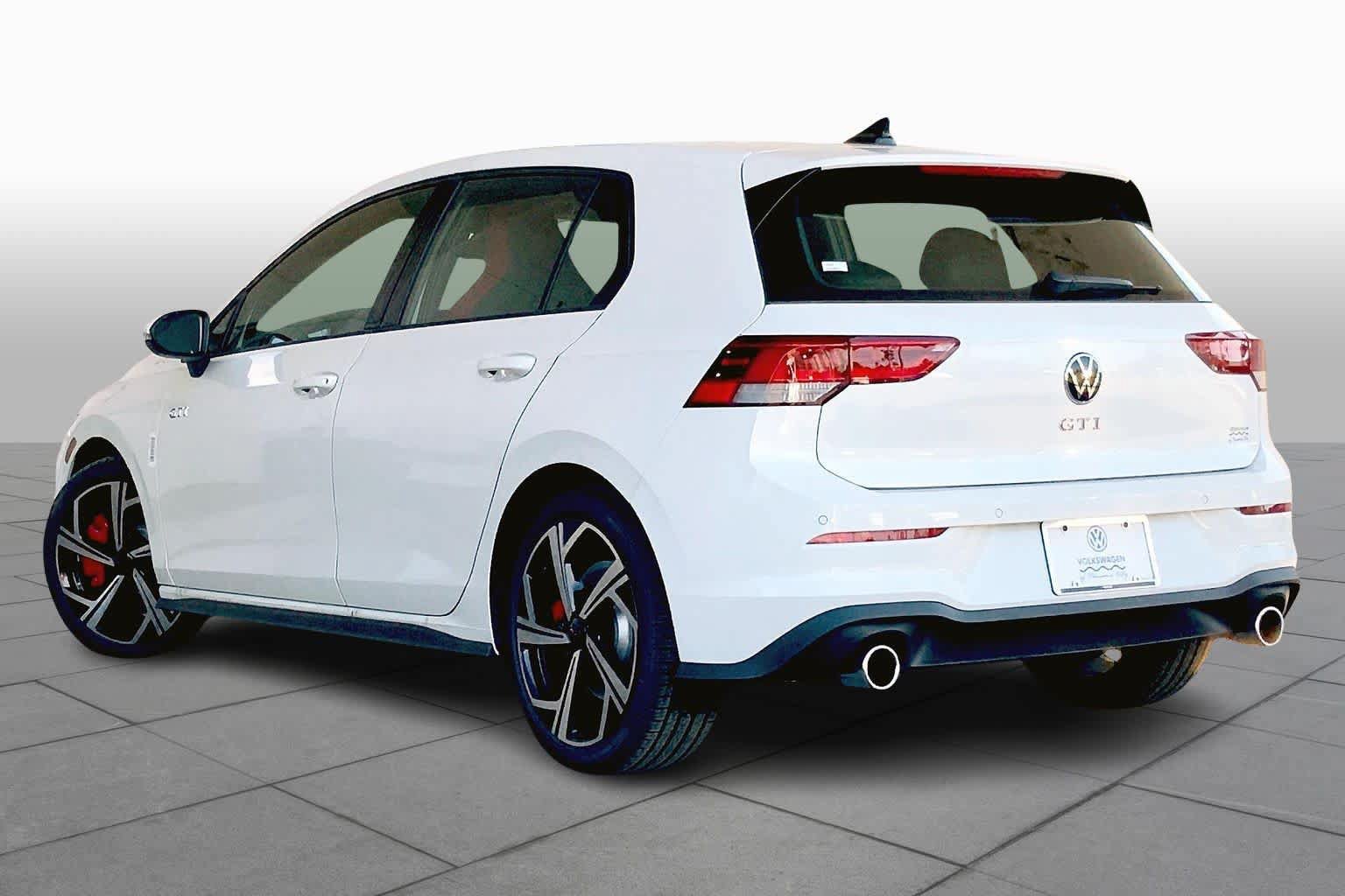 New 2026 Volkswagen GTI SE FWD image 12