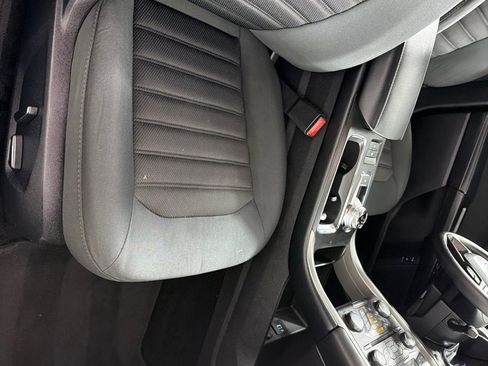 Used 2017 Ford Fusion SE image 23