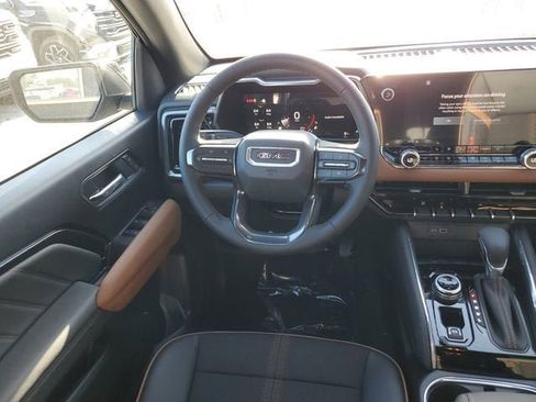 New 2026 GMC Canyon AT4 AWD/4WD image 13