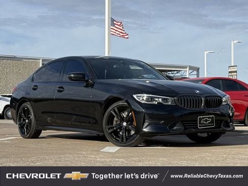 Used 2020 BMW 330i Sedan w/ Convenience Package image 2