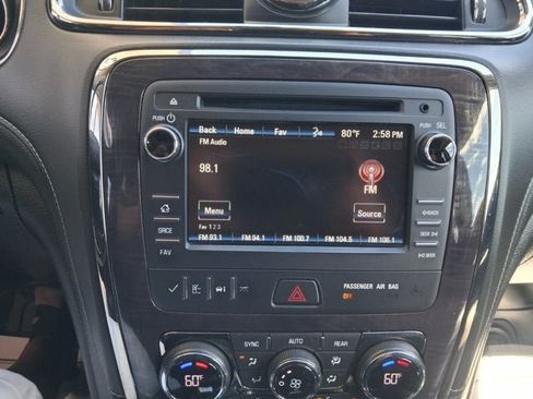 Used 2016 Buick Enclave Leather AWD/4WD image 24