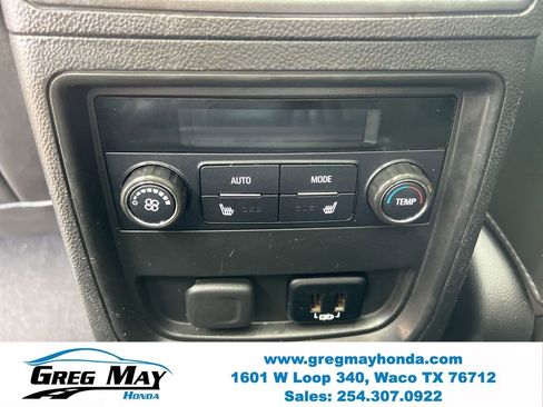 Used 2017 Buick Envision Essence w/ LPO, Hit The Road Package FWD image 18