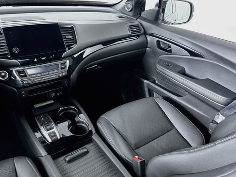 Certified 2023 Honda Passport Elite image 24