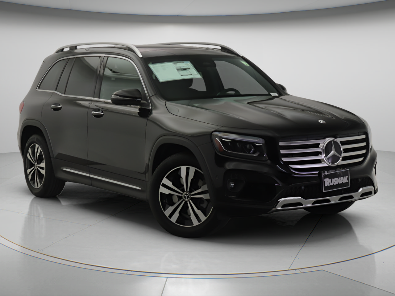New 2026 Mercedes-Benz GLB 250 image 1