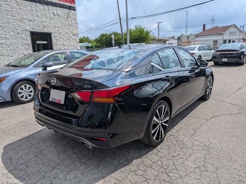 Used 2022 Nissan Altima 2.5 SR FWD image 6
