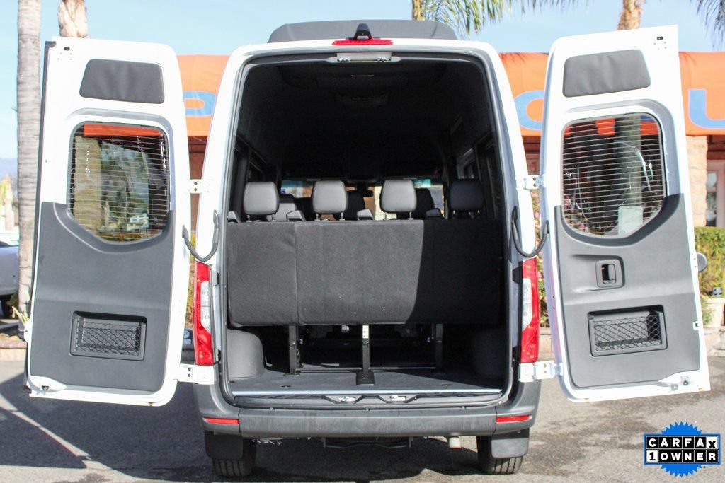 Used 2022 Mercedes-Benz Sprinter 2500 image 8