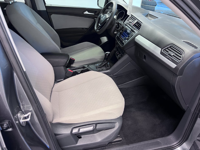Used 2021 Volkswagen Tiguan S FWD image 10