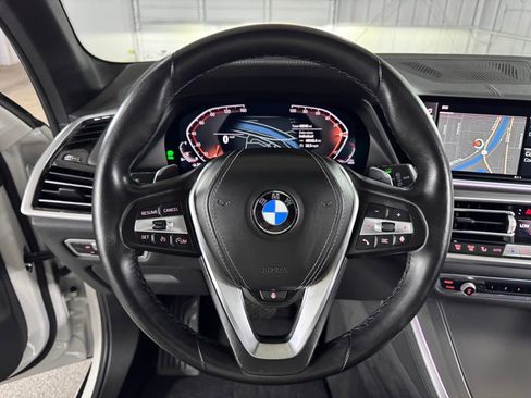 Used 2022 BMW X5 xDrive40i w/ Executive Package AWD/4WD image 30