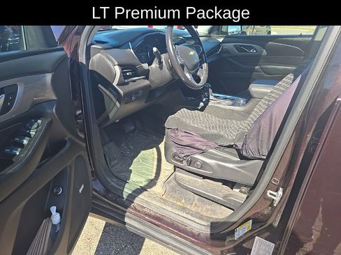 Used 2020 Chevrolet Traverse LT w/ LPO, Midnight Edition image 9