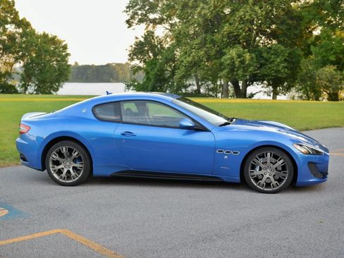 Used 2013 Maserati GranTurismo MC RWD image 90
