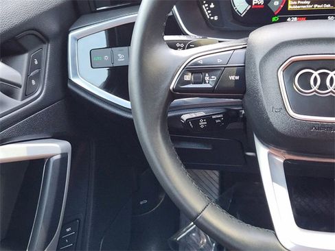 Used 2025 Audi Q3 2.0T Premium Plus w/ Premium Plus Package image 27
