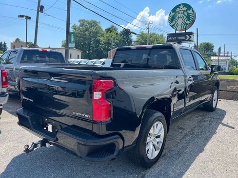 Used 2021 Chevrolet Silverado 1500 Custom AWD/4WD image 4