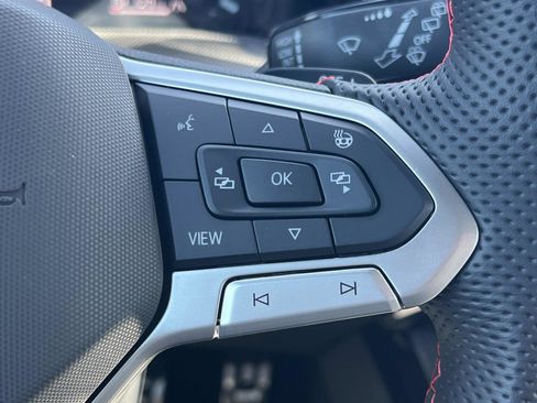 New 2026 Volkswagen GTI SE FWD image 10