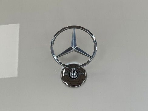 Used 2023 Mercedes-Benz S 580e 4MATIC Sedan w/ AMG Line image 10