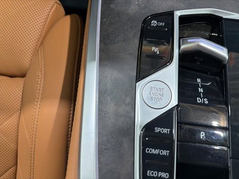 Certified 2023 BMW X7 xDrive40i w/ Premium Package image 48