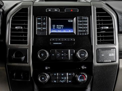 Used 2019 Ford F550 4x4 SuperCab Super Duty image 23