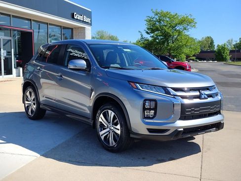 New 2026 Mitsubishi Outlander Sport SE AWD/4WD image 12