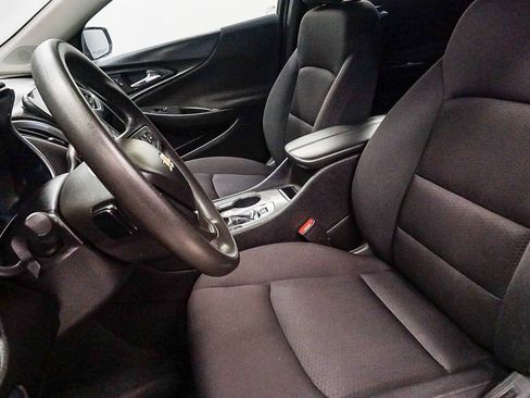 Used 2024 Chevrolet Malibu LT image 17