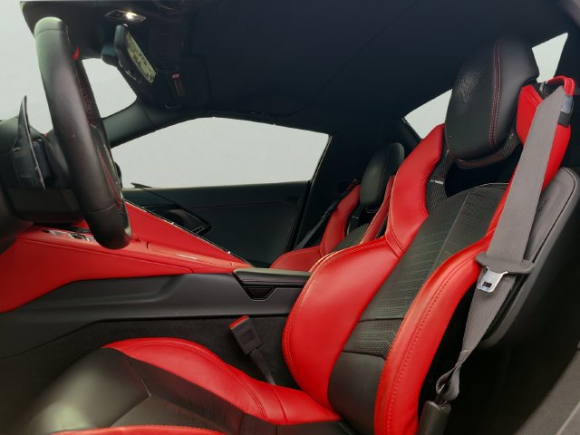 Used 2025 Chevrolet Corvette Stingray Preferred Conv w/ Z51 Performance Package RWD image 16