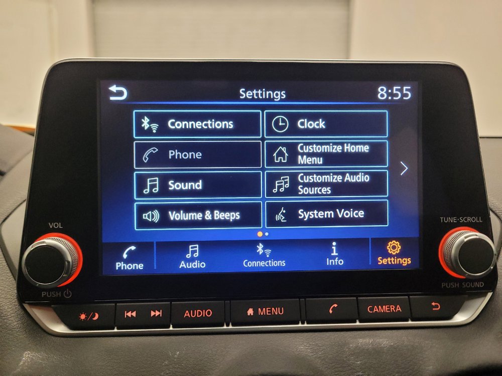 Used 2024 Nissan Sentra SV FWD image 25