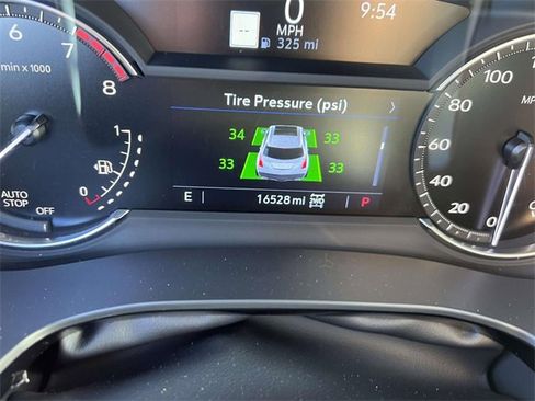 Certified 2024 Cadillac XT5 Premium Luxury w/ LPO, Floor Liner Package image 29