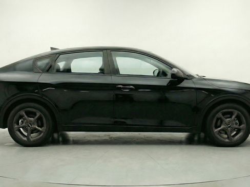 Used 2025 Kia K4 LXS image 11