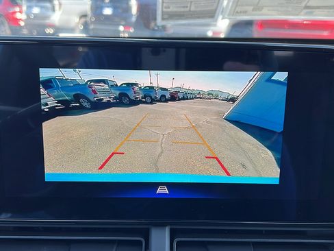 New 2026 Chevrolet Trax LT w/ Sunroof Package image 23