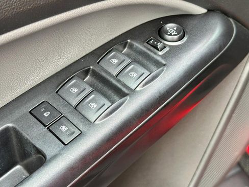 Used 2019 Chevrolet Colorado W/T w/ Custom Special Edition RWD image 17