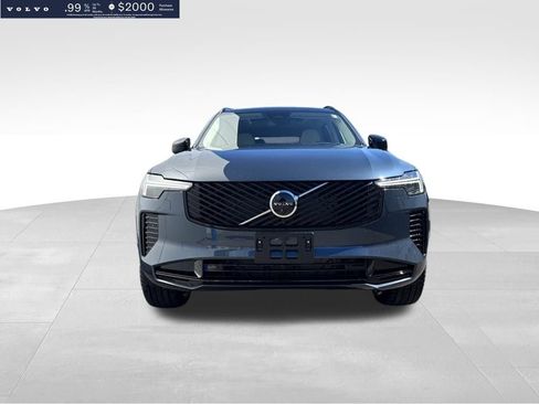 New 2026 Volvo XC90 B6 Ultra w/ Protection Package image 8