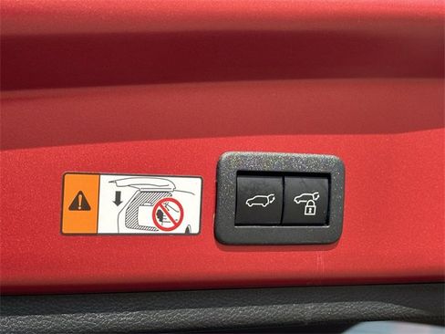 Certified 2025 Toyota Corolla Cross XLE w/ Convenience Package image 33