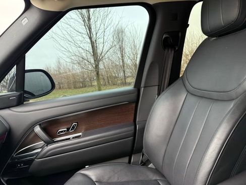 Used 2023 Land Rover Range Rover SE AWD/4WD image 12